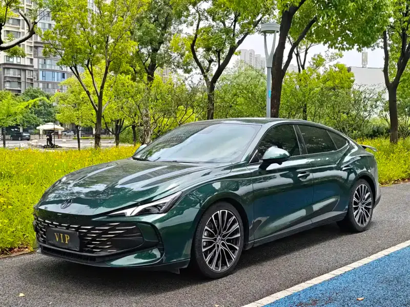 MG MG7