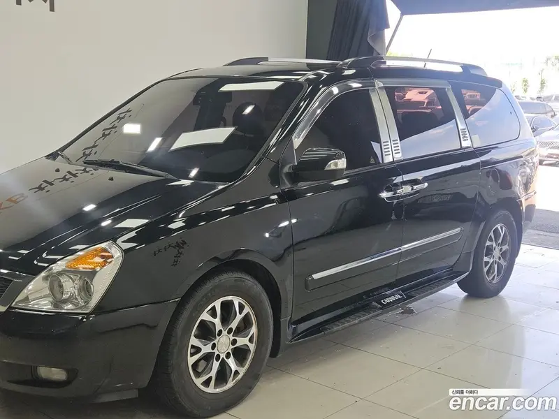 Kia Carnival (Canival)
