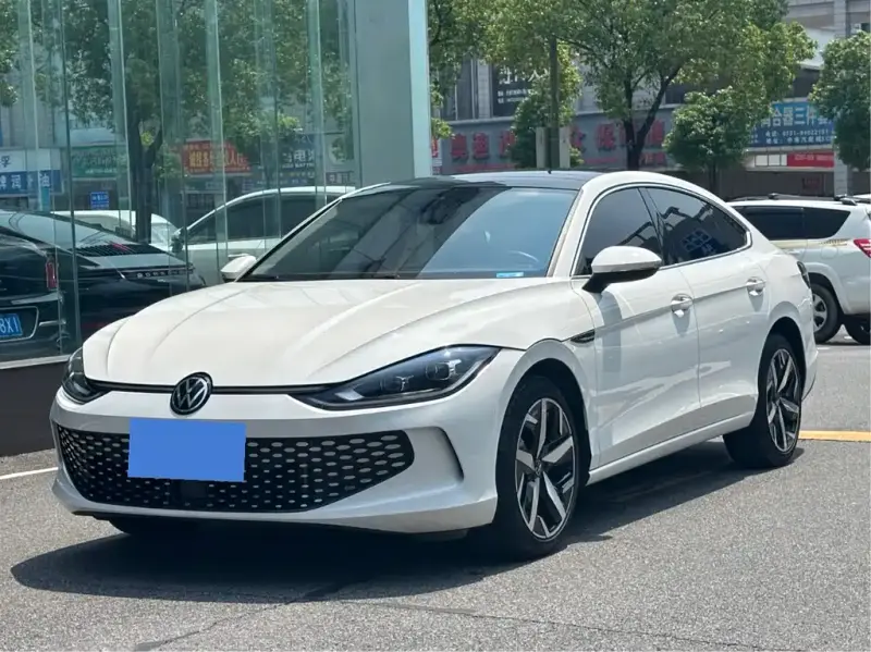 Volkswagen Lamando