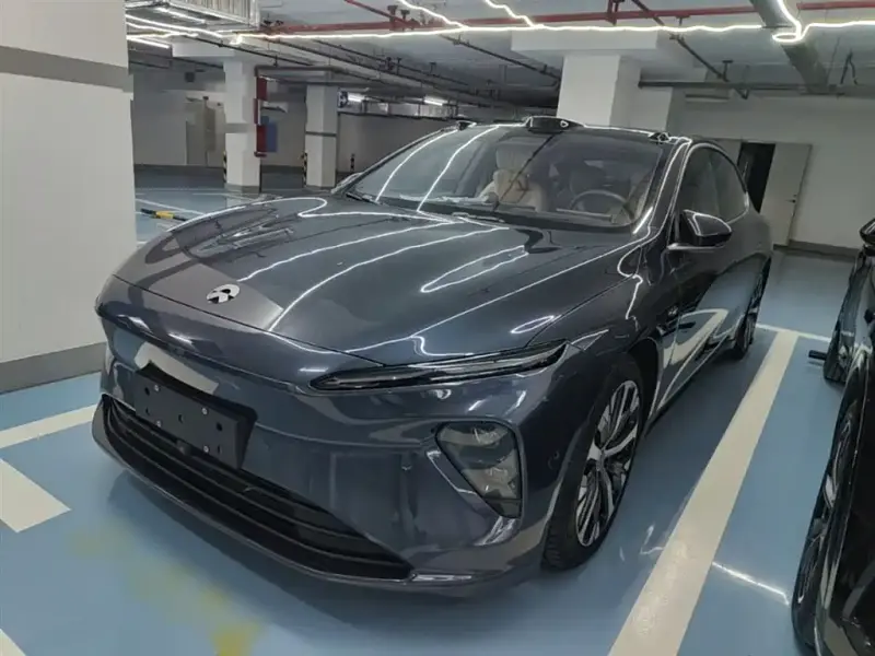 NIO ET7