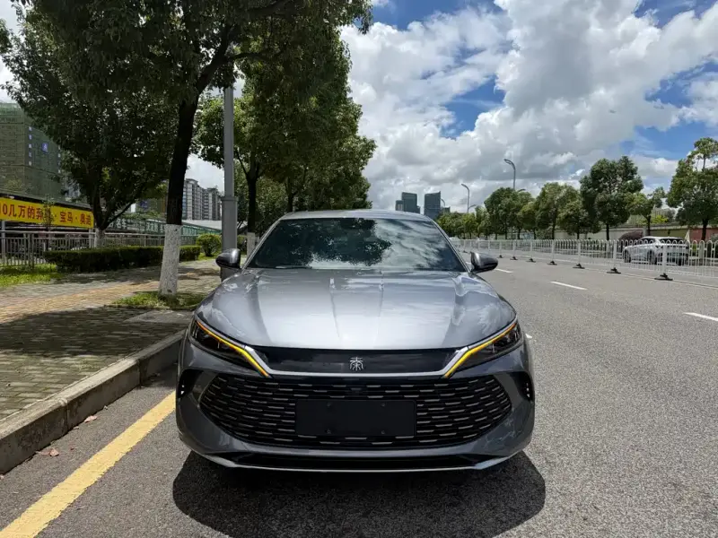 BYD Qin L