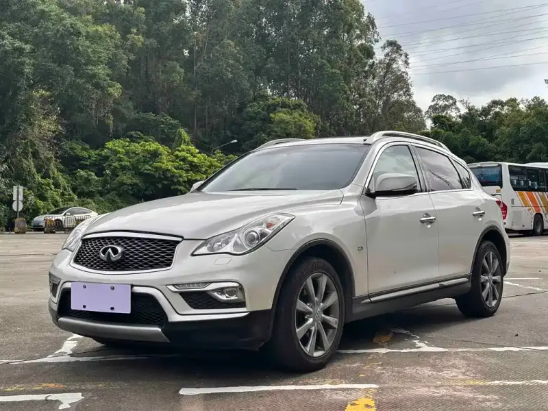 Infiniti QX50