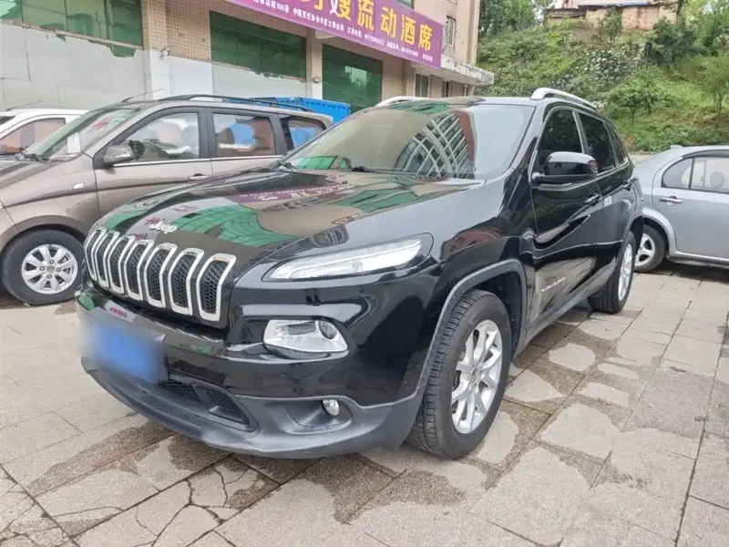 Jeep Cherokee