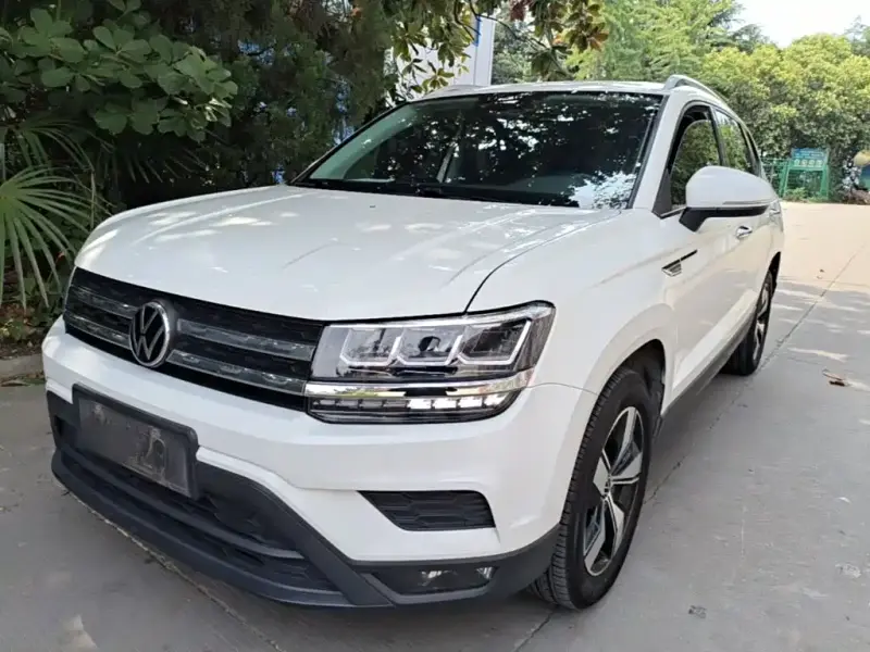 Volkswagen Tharu