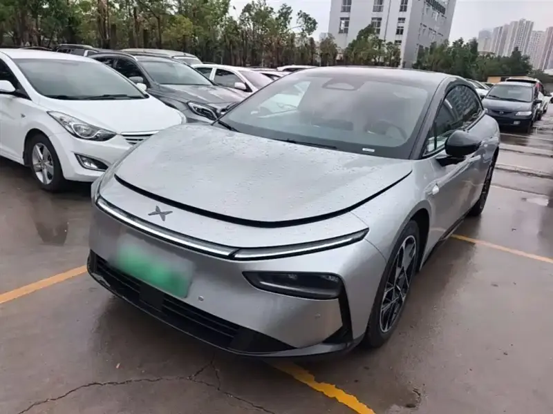 XPeng P7+