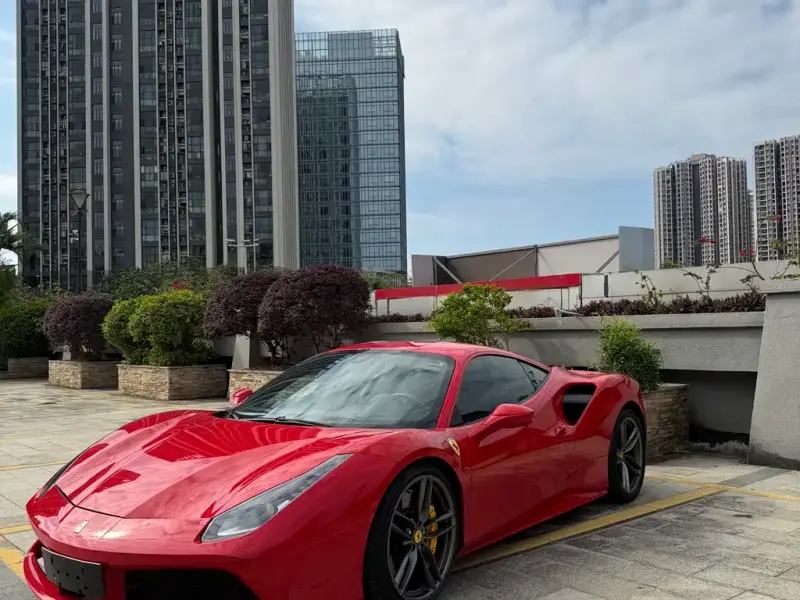 Ferrari 488