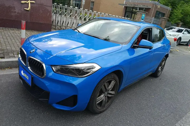 BMW X2