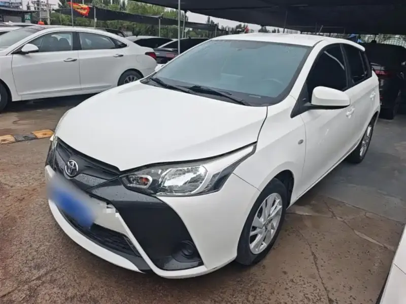 Toyota Yaris L