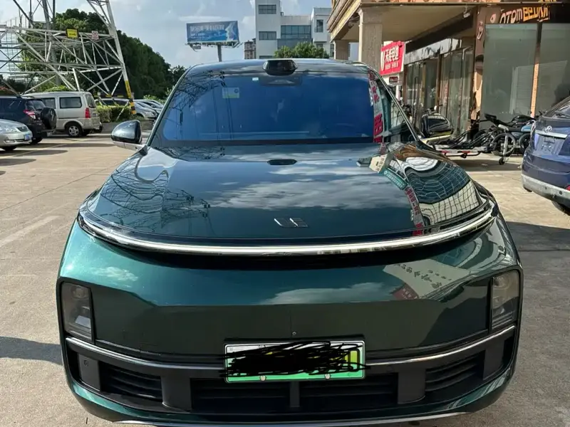 Li Auto L8