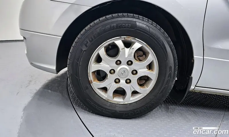 Hyundai H-1