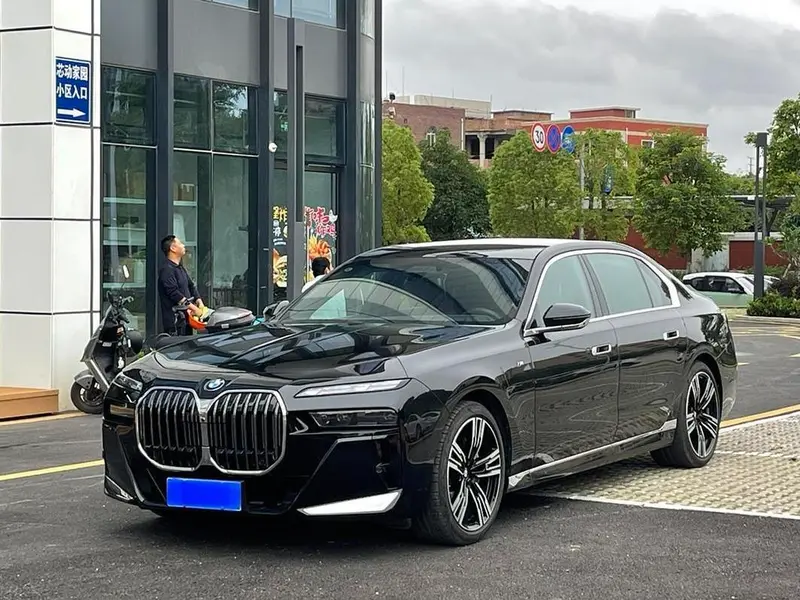 BMW 7-Series