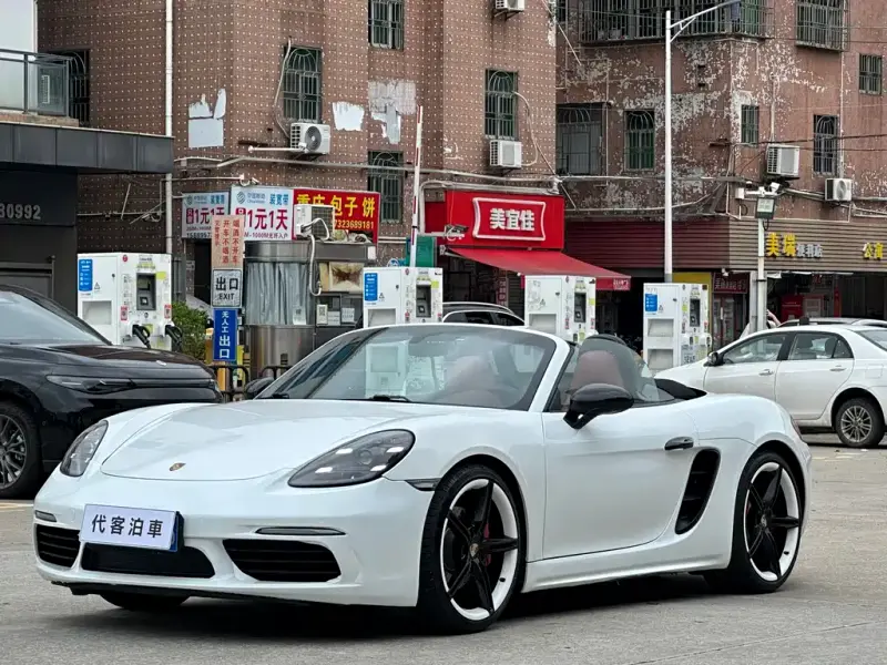 Porsche 718
