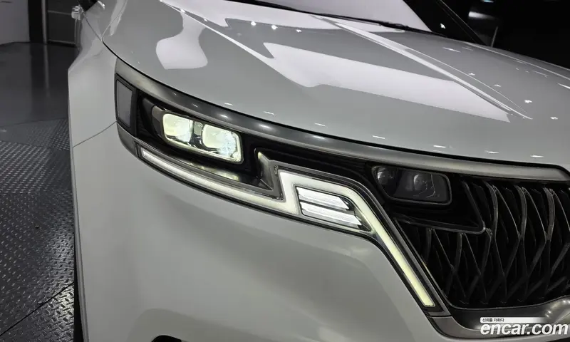 Kia Carnival (Canival)