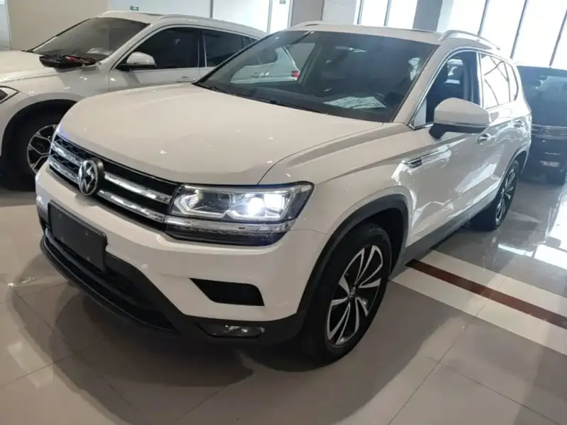 Volkswagen Tharu