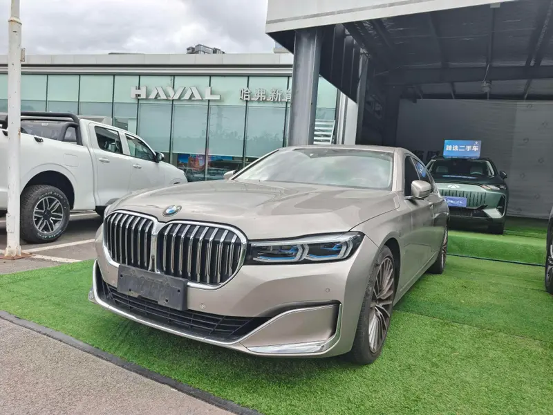 BMW 7-Series