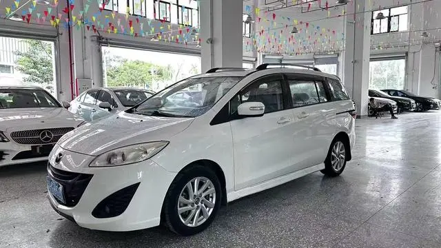 Mazda 5