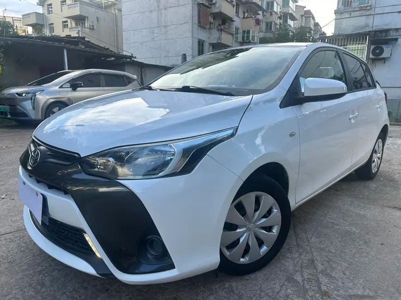 Toyota Yaris L