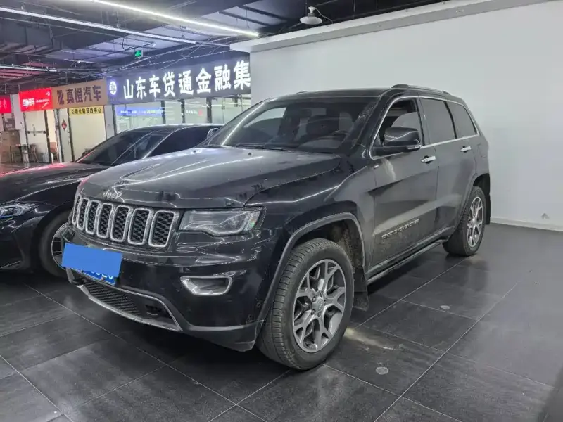Jeep Grand Cherokee (Import)