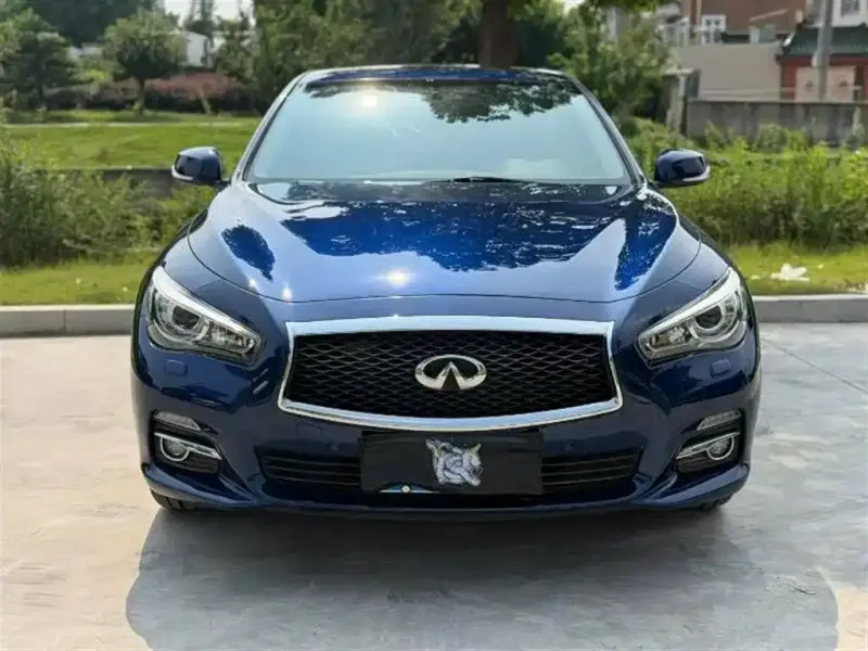 Infiniti Q50L