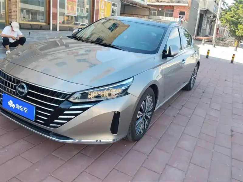 Nissan Teana
