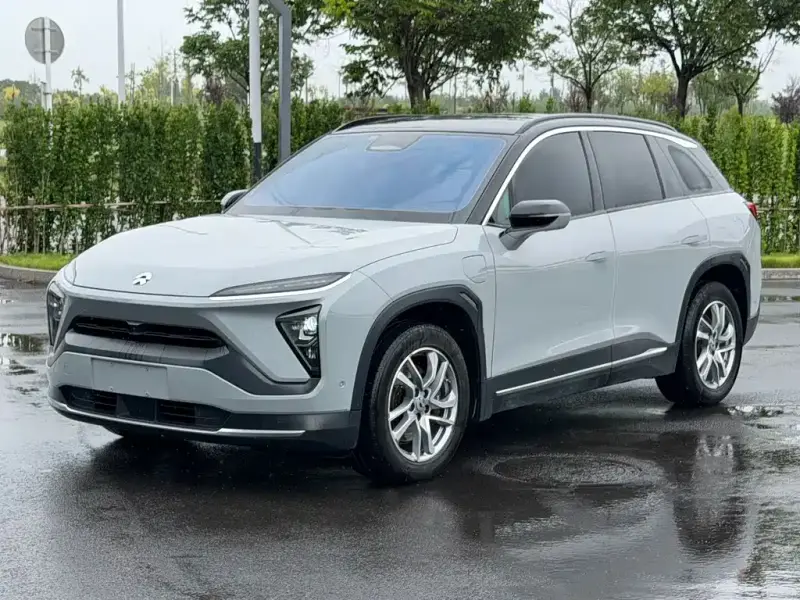 NIO ES6