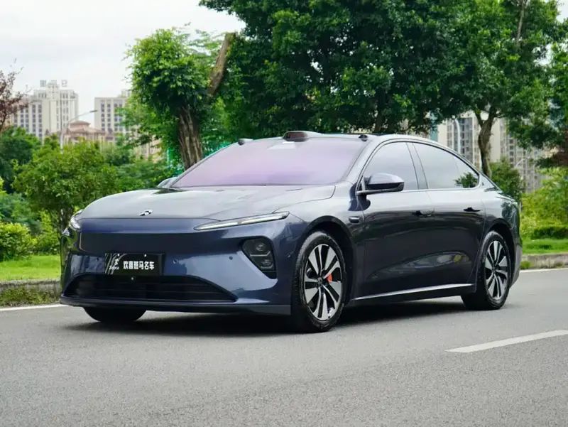 NIO ET7