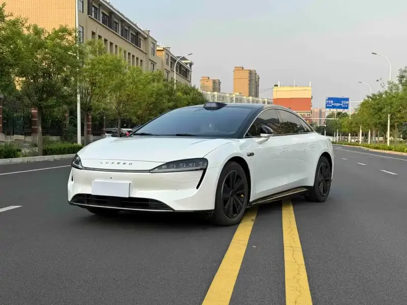 Luxeed Zhijie S7