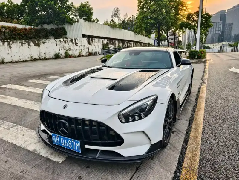 Mercedes-Benz AMG GT