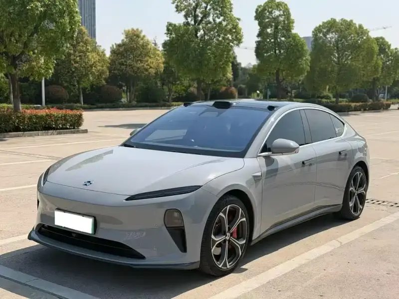 NIO ET5