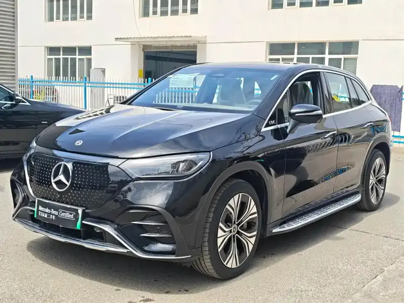 Mercedes-Benz EQE SUV