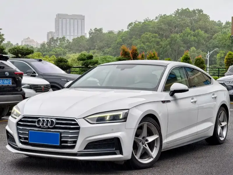 Audi A5 (Import)