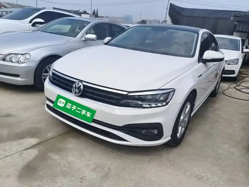 Volkswagen Lamando