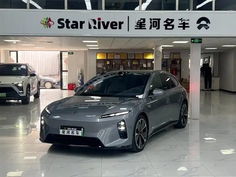 NIO ET5T