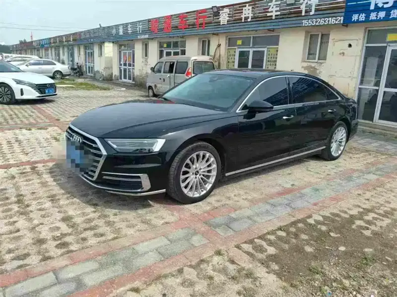 Audi A8