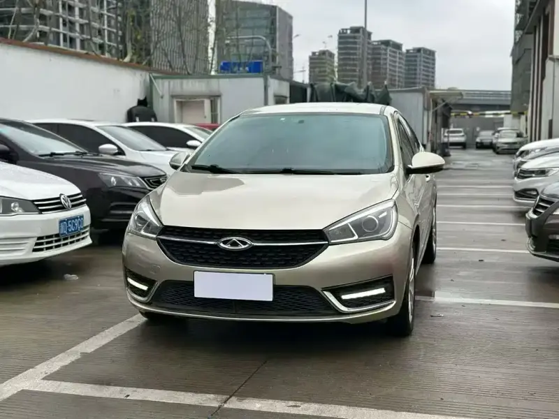 Chery Arrizo 5