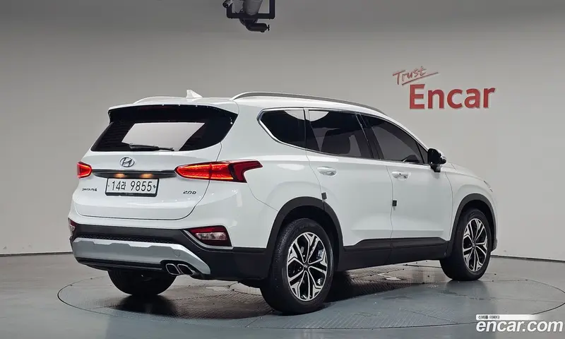Hyundai Santa Fe (Santafe)