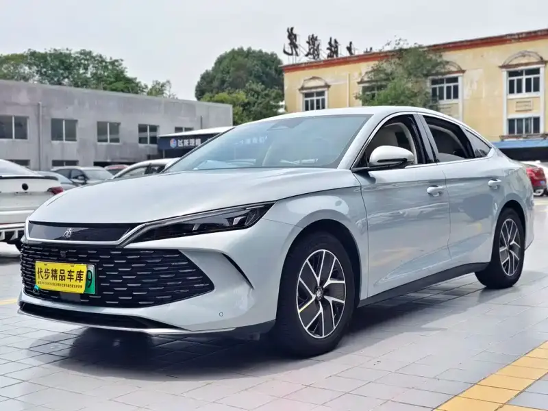 BYD Qin L