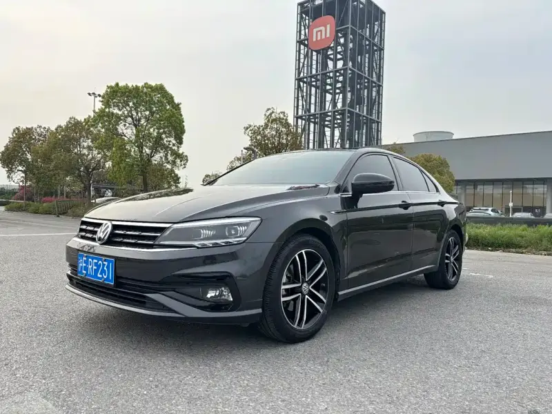 Volkswagen Lamando