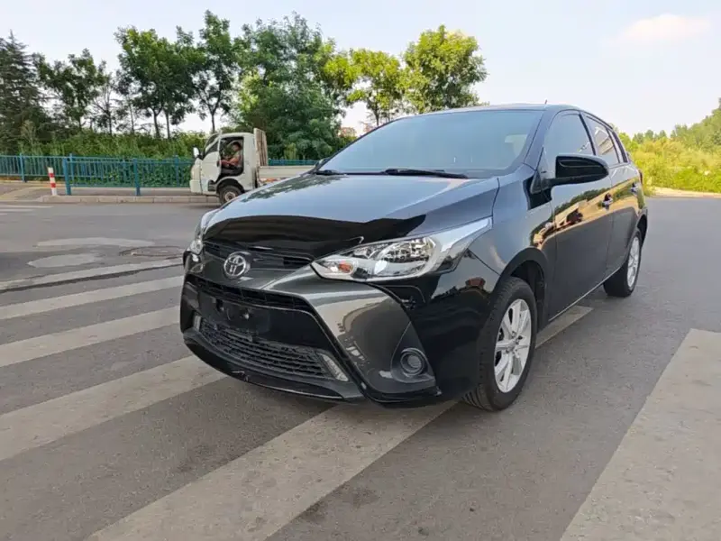 Toyota Yaris L