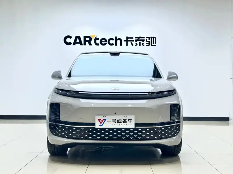 Li Auto L6