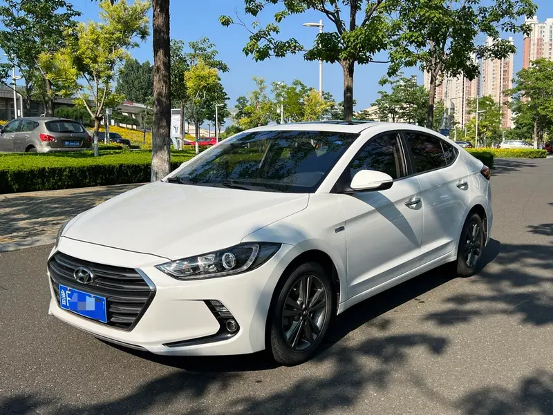 Hyundai Elantra Lingdong