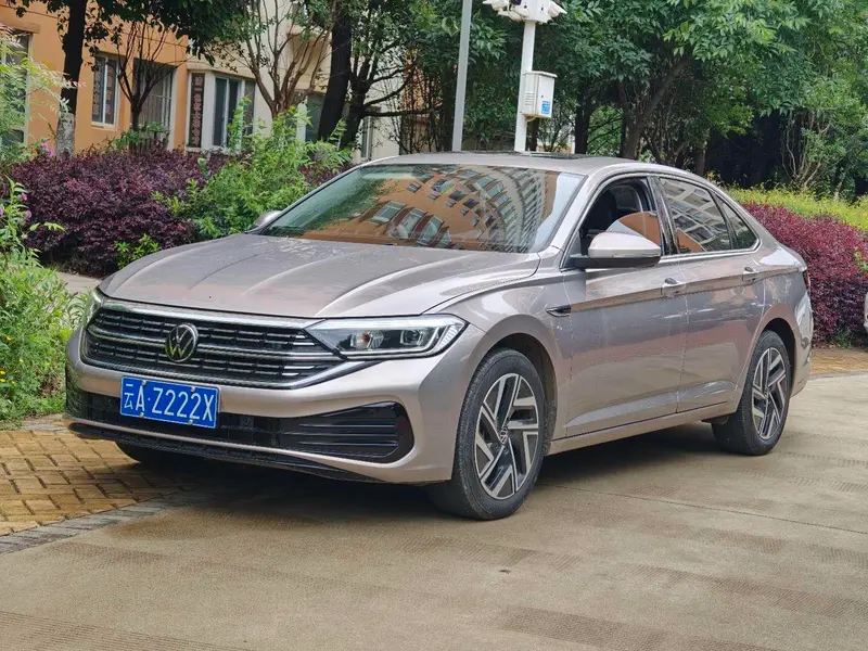 Volkswagen Sagitar