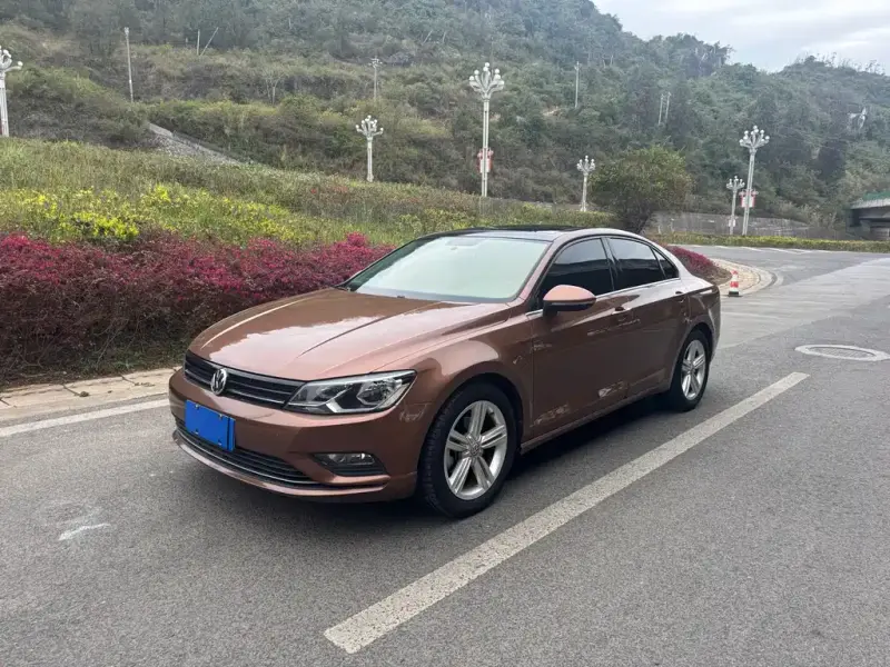 Volkswagen Lamando