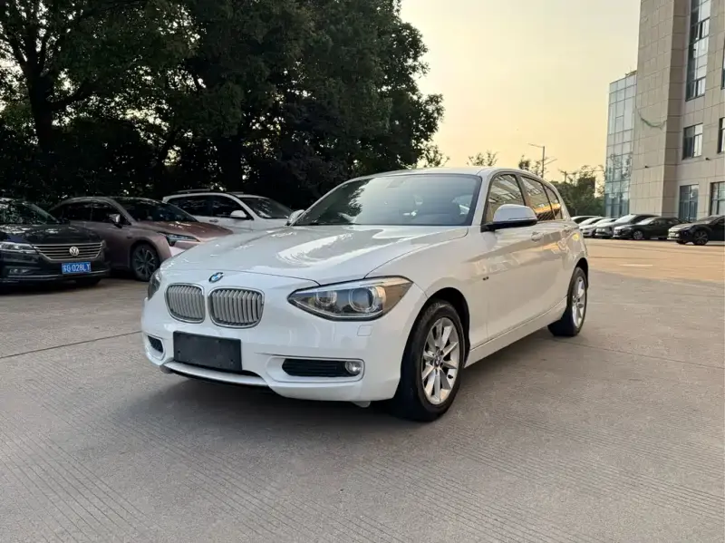 BMW 1 Series (Import)