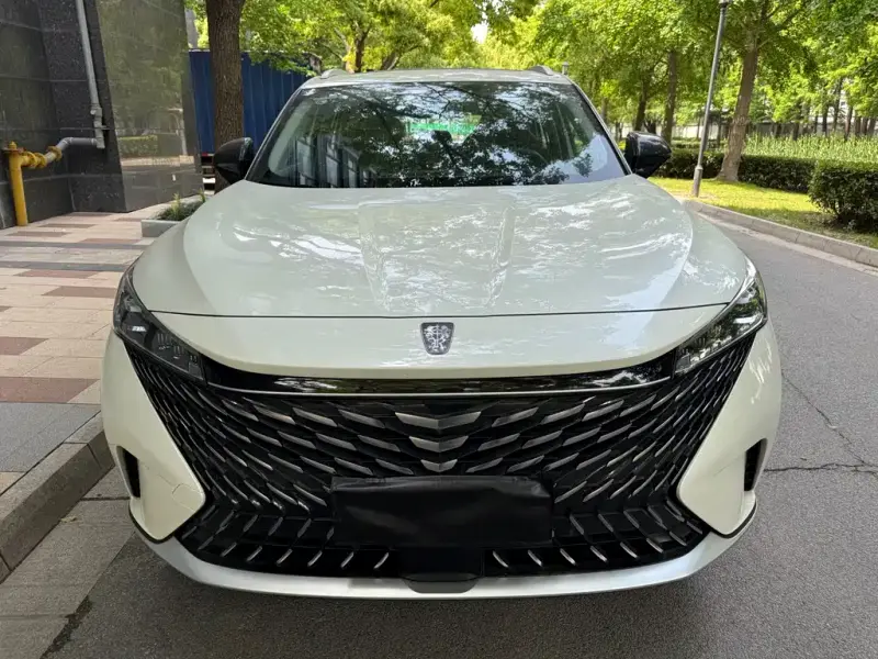 Roewe MG HS (RX5)