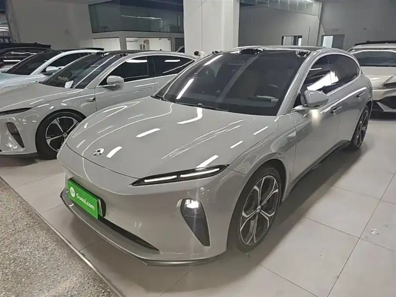 NIO ET5T