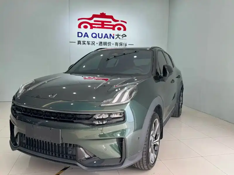 Lynk & Co 06