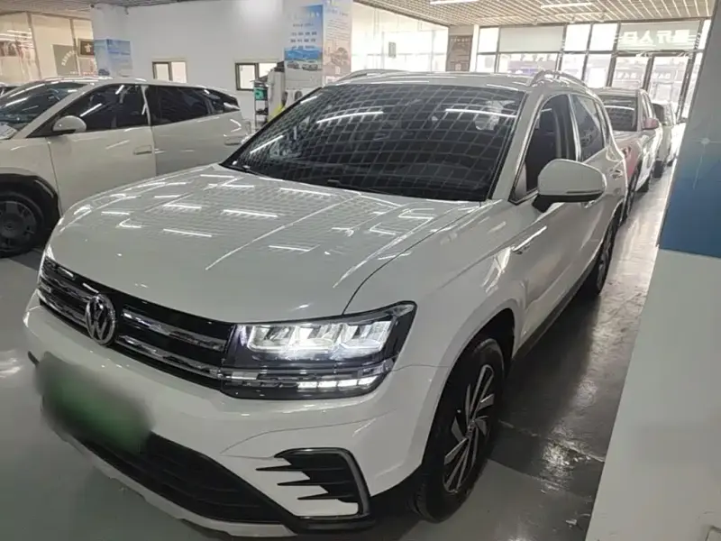 Volkswagen Tharu