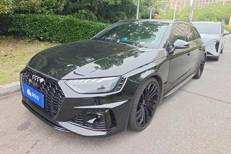Audi RS 4