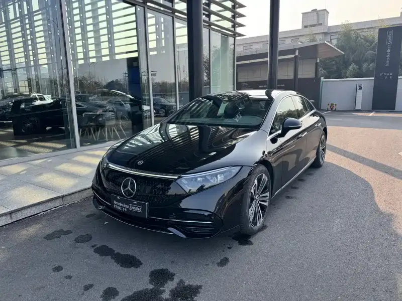 Mercedes-Benz EQS